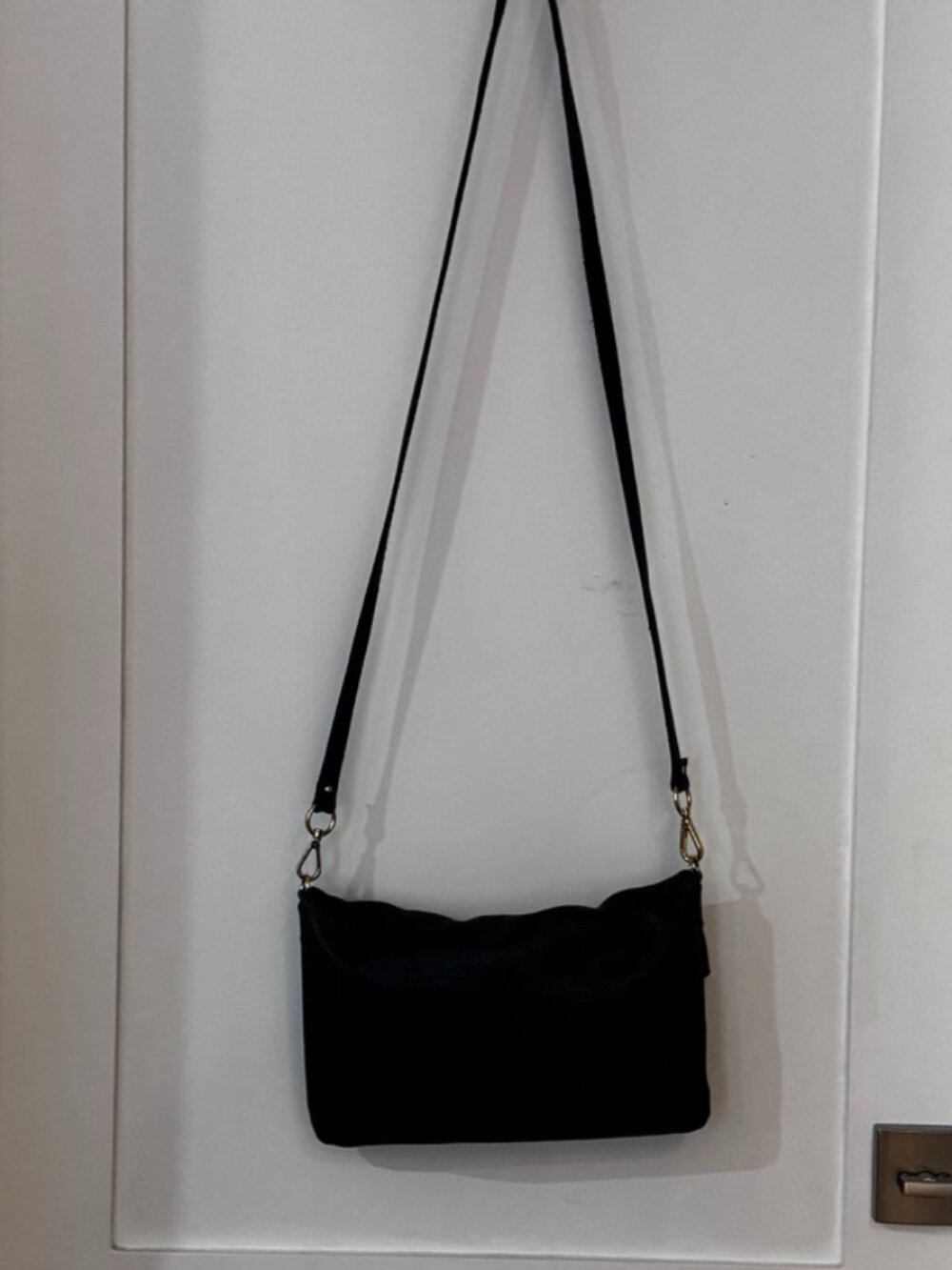 Linea Pelle Black Leather w/Gold Tone Decor Convertible Bag, Good Condition - Picture 3 of 9